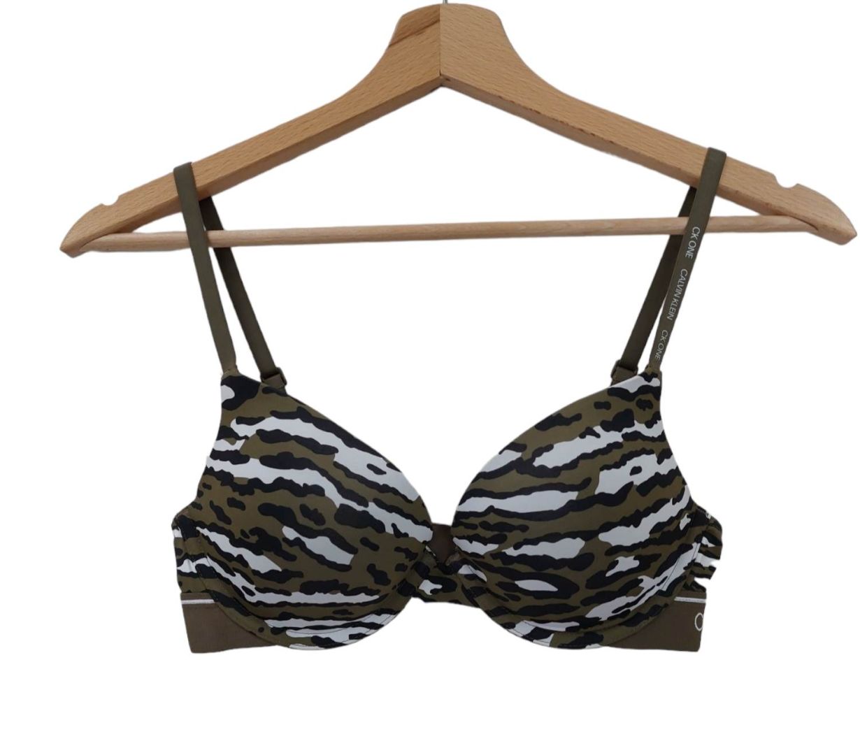 Calvin Klein zielony biustonosz moro 70C 1-132-8.jpg