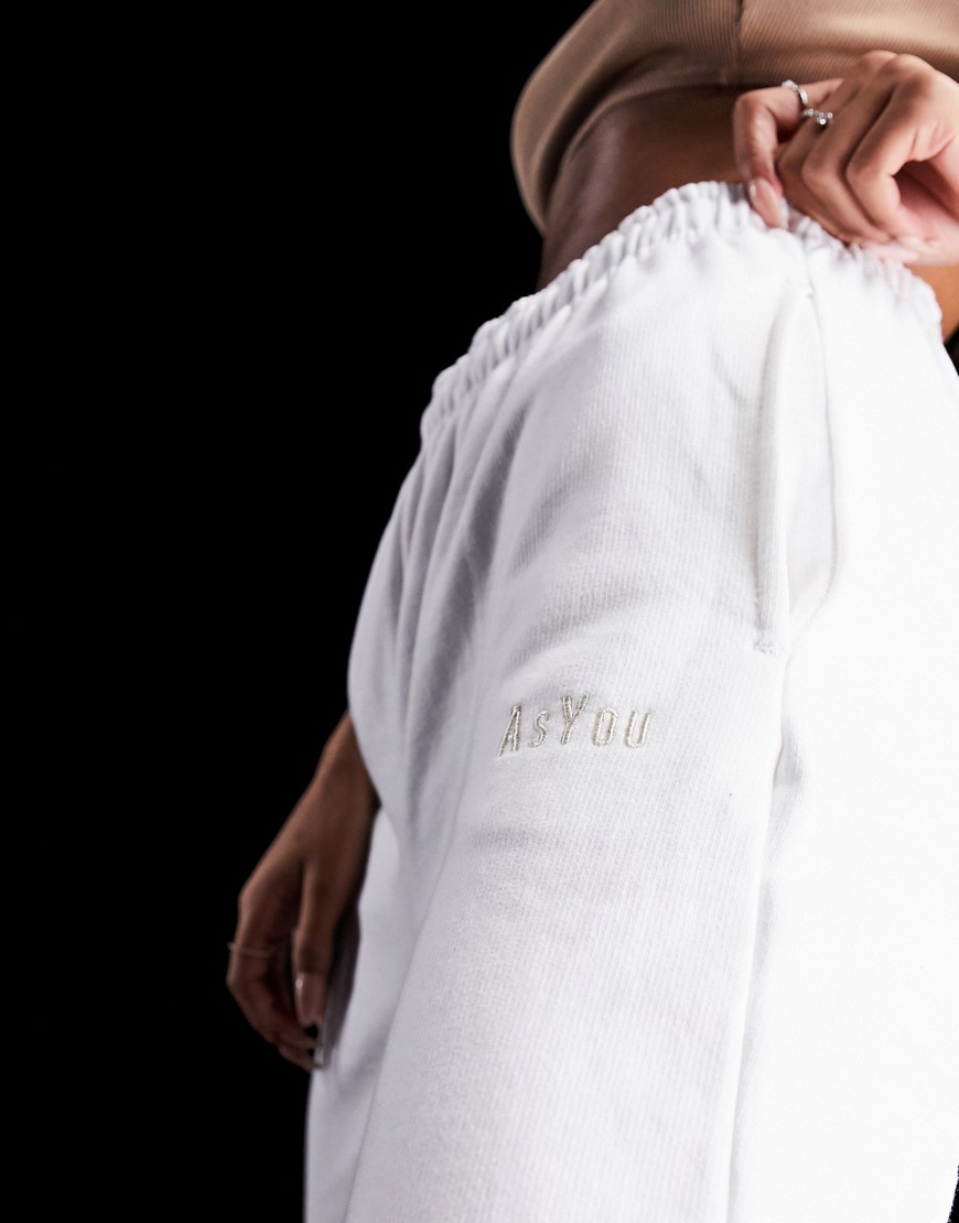 ASYOU-–-Joggersy-oversize-z-logo-w-kolorze-ecru-M-3 ASYOU-–-Joggersy-oversize-z-logo-w-kolorze-ecru-M