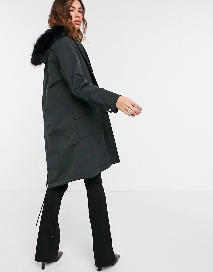 Barbour-International-Touchdown-Dluga-czarna-parka-DEFEKT-40-42-1 Barbour-International-Touchdown-Dluga-czarna-parka-DEFEKT-40-42