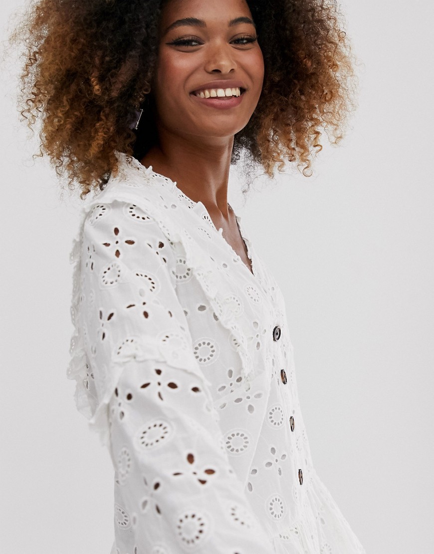 Biala-Sukienka-zdobiona-wycinana-mini-XXL-44-2 Biala-Sukienka-zdobiona-wycinana-mini-XXL-44