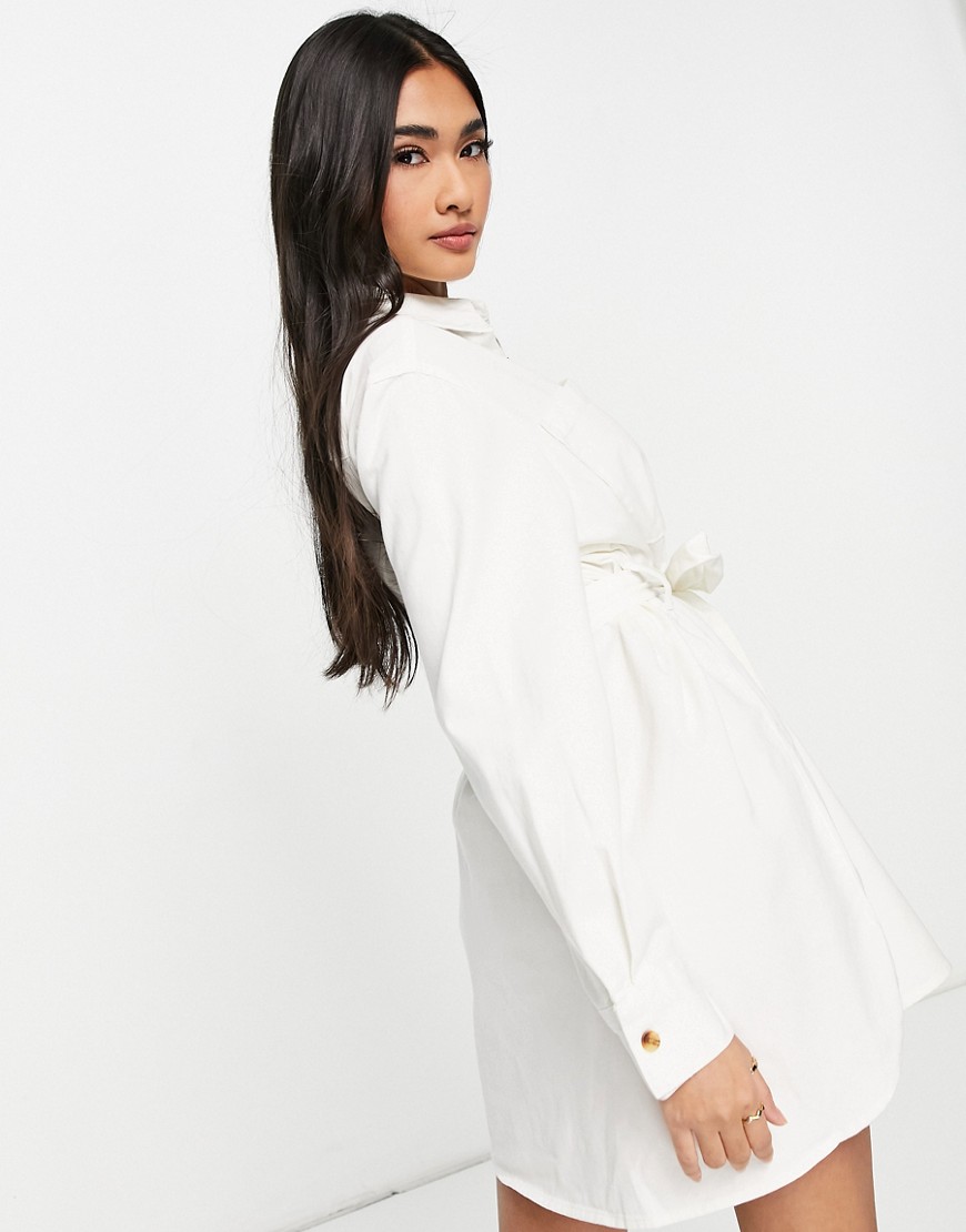 Biala-jeansowa-sukienka-koszulowa-oversize-z-paskiem-40-2 Biala-jeansowa-sukienka-koszulowa-oversize-z-paskiem-40