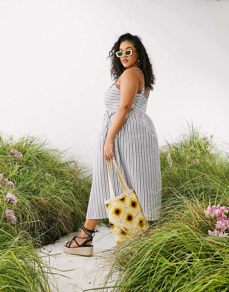Biala-sukienka-midi-na-lato-plus-size-defekt-48-1 Biala-sukienka-midi-na-lato-plus-size-defekt-48