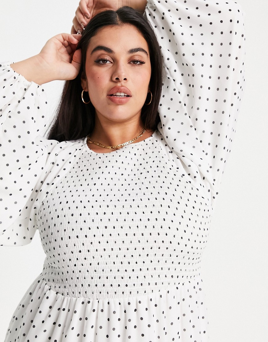 Biala-szyfonowa-sukienka-maxi-w-groszki-plus-size-50-3 Biala-szyfonowa-sukienka-maxi-w-groszki-plus-size-50