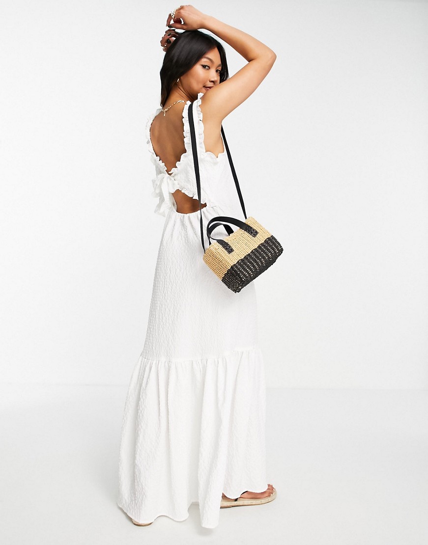 Biala-teksturowana-sukienka-maxi-boho-wiazanie-z-tylu-44-5 Biala-teksturowana-sukienka-maxi-boho-wiazanie-z-tylu-44