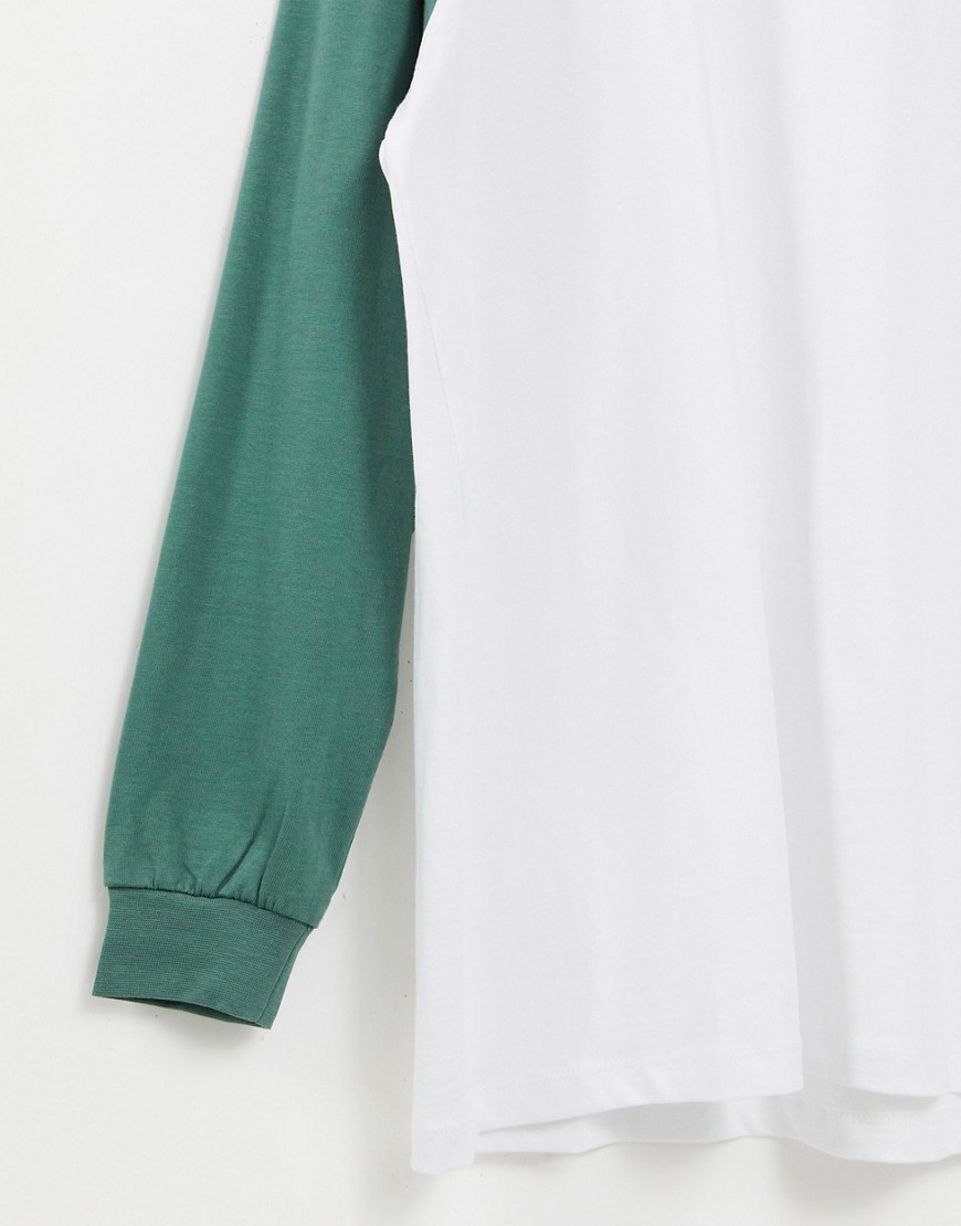 Bialy-t-shirt-longsleeve-raglanowe-zielone-rekawy-oversize-46-2 Bialy-t-shirt-longsleeve-raglanowe-zielone-rekawy-oversize-46