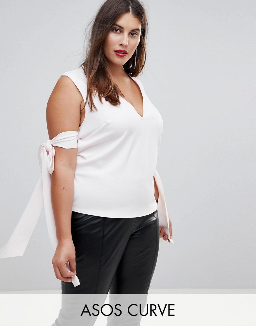 Bluzka Plus size ze scuby głęboki dekolt defekt 46 Bluzka-Plus-size-ze-scuby-gleboki-dekolt-defekt-46