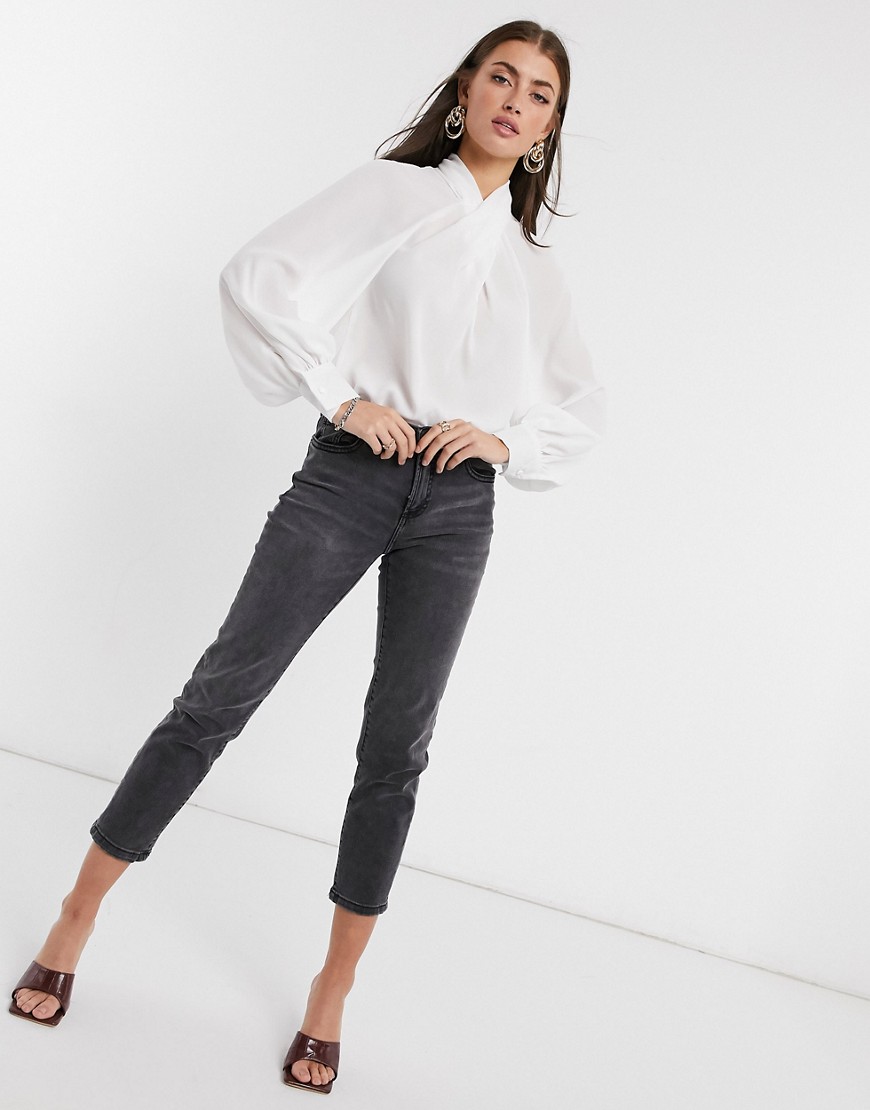 Bluzka-z-dlugim-rekawem-i-skreconym-dekoltem-ivory-44-3 Bluzka-z-dlugim-rekawem-i-skreconym-dekoltem-ivory-44