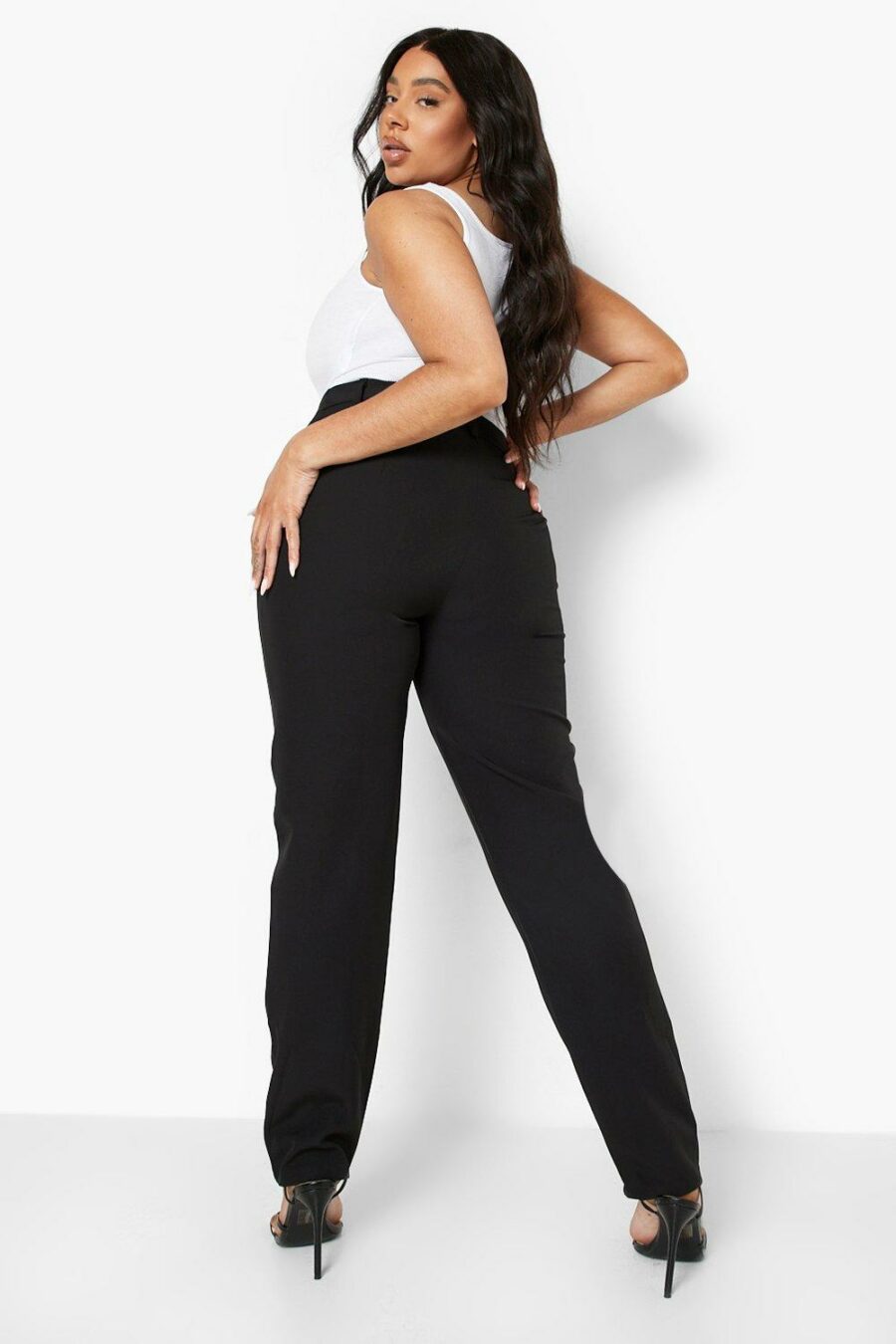 Boohoo-czarne-spodnie-materialowe-eleganckie-plus-size-50