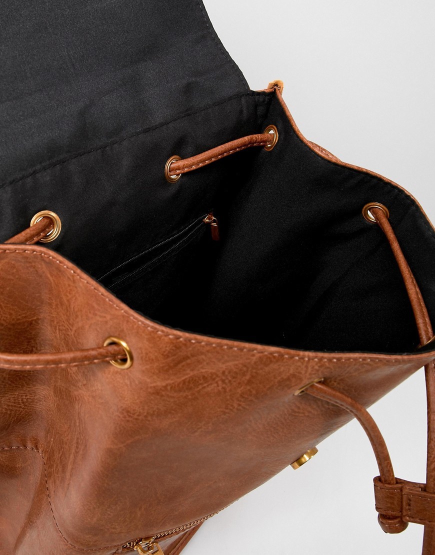 Brazowy-miekki-Plecak-ze-sztucznej-skory-3 Brazowy-miekki-Plecak-ze-sztucznej-skory