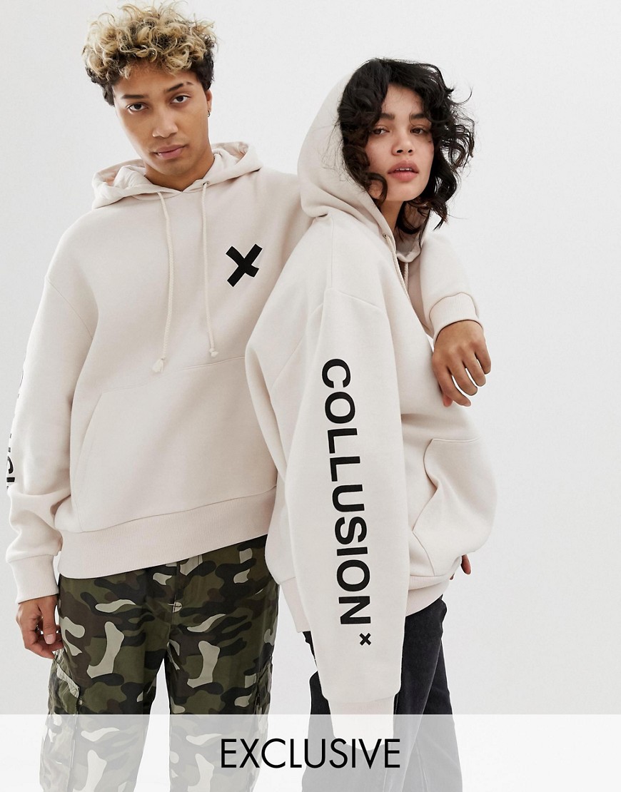 COLLUSION – nude Bluza z kapturem uniseks z logo defekt L COLLUSION-–-Bluza-z-kapturem-uniseks-z-logo-w-kolorze-zlamanej-bieli-L