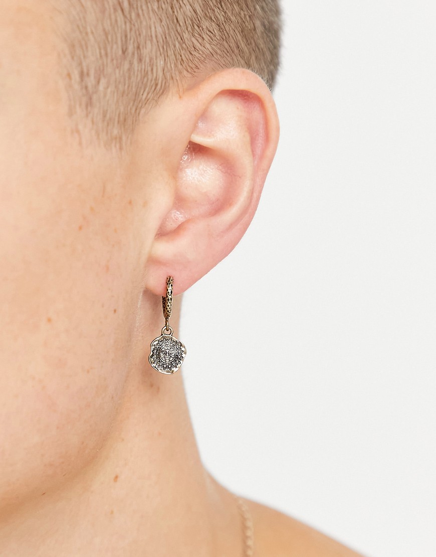 Classics-77-kolczykikola-wkretki-w-zlotym-odcieniu-2 Classics-77-kolczykikola-wkretki-w-zlotym-odcieniu