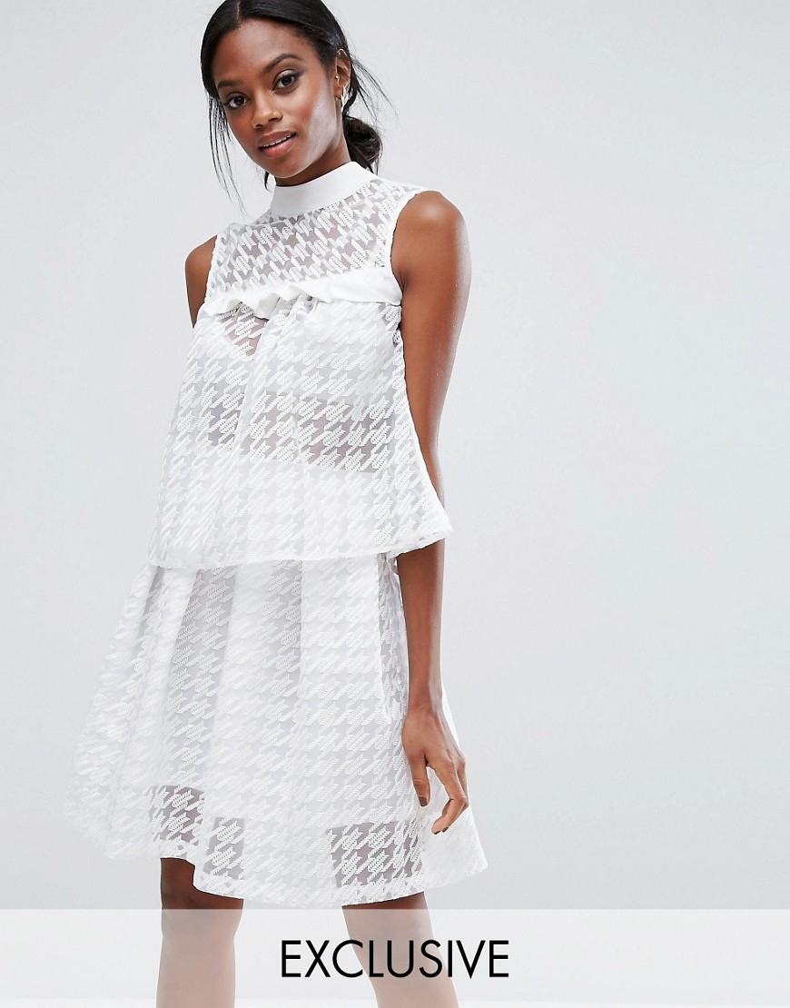 Closet-krotki-Bialy-Top-Bluzka-we-wzor-M-L-3 Closet-krotki-Bialy-Top-Bluzka-we-wzor-M---L