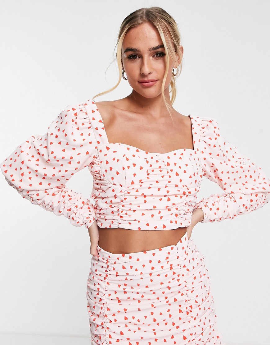 Collective-the-Label-Exclusive-Krotki-top-w-serduszka-z-kokarda-na-plecach-36-2 Collective-the-Label-Exclusive-Krotki-top-w-serduszka-z-kokarda-na-plecach-36