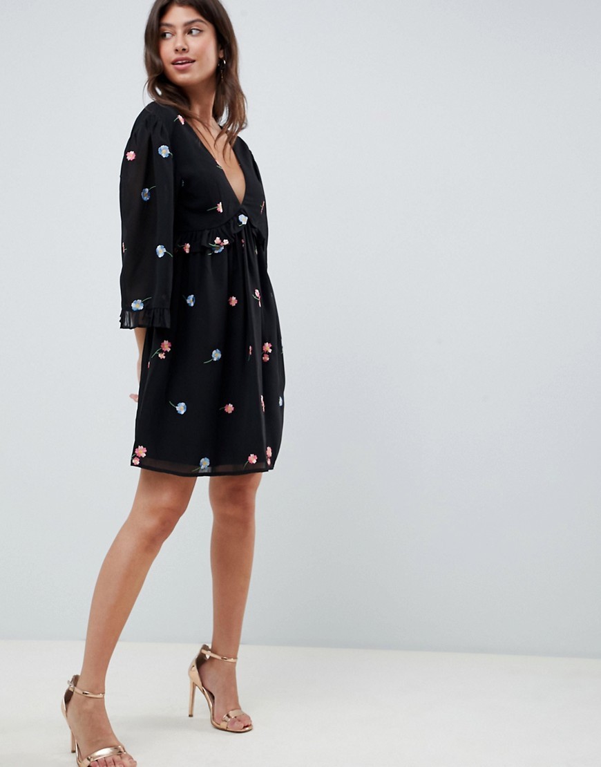 Czarna-Sukienka-zdobiona-mini-na-lato-XL-42-3 Czarna-Sukienka-zdobiona-mini-na-lato-XL-42