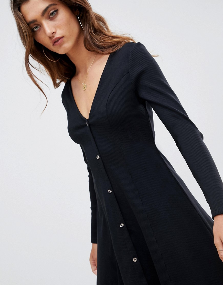 Czarna-Sukienka-zebrowana-na-guziki-XXL-44-2 Czarna-Sukienka-zebrowana-na-guziki-XXL-44