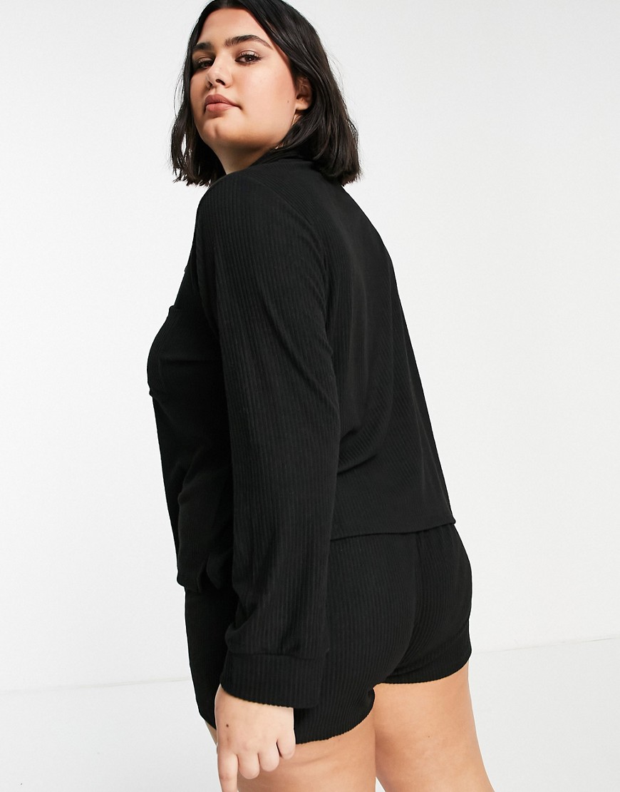 Czarna-prazkowana-pizama-koszula-i-szorty-plus-size-defekt-52-1 Czarna-prazkowana-pizama-koszula-i-szorty-plus-size-defekt-52