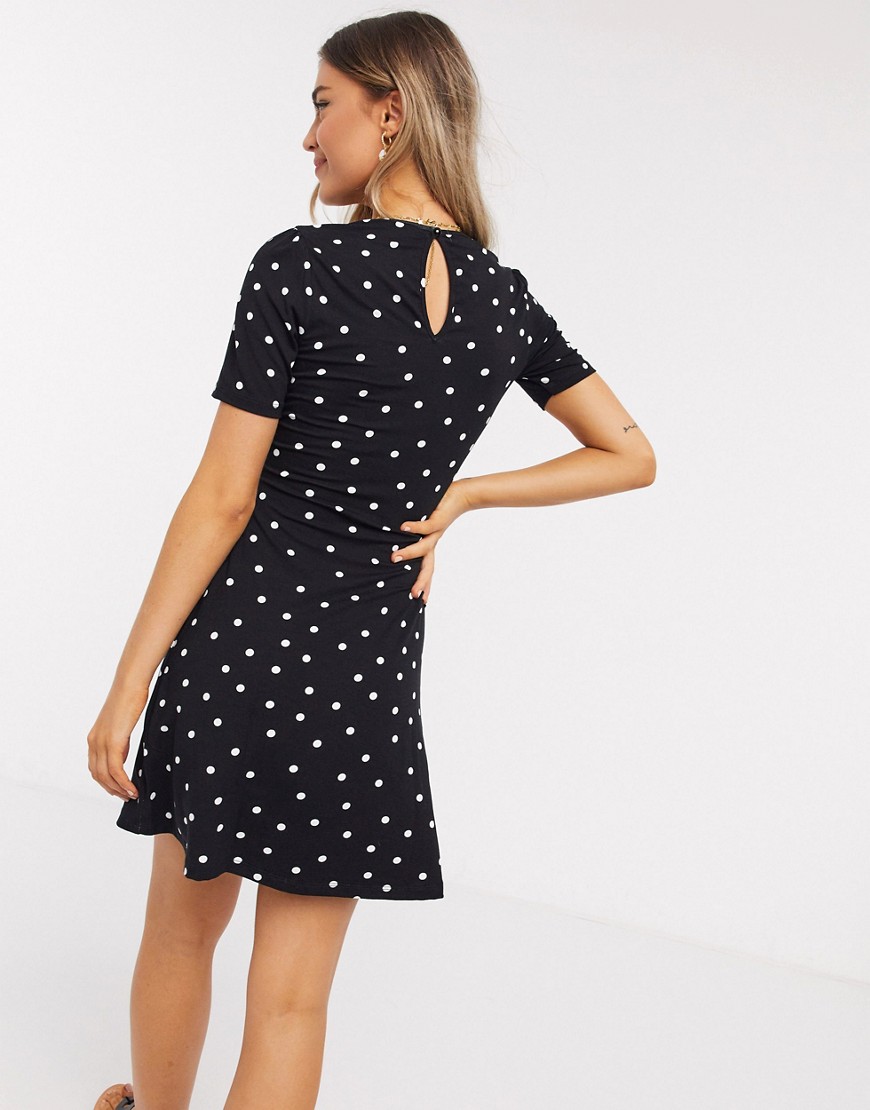 Czarna-sukienka-mini-w-kropki-krotki-rekaw-retro-44-1 Czarna-sukienka-mini-w-kropki-krotki-rekaw-retro-44