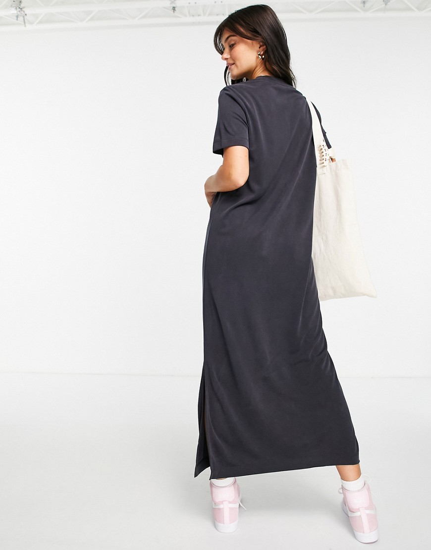 Czarna-supermiekka-sukienka-t-shirtowa-midi-L-2 Czarna-supermiekka-sukienka-t-shirtowa-midi-L