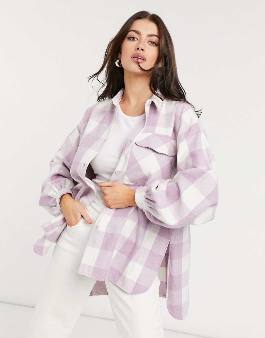 Damska kurtka oversize w fioletowo białą kratę XXS Damska-kurtka-oversize-w-fioletowo-biala-krate-XXS