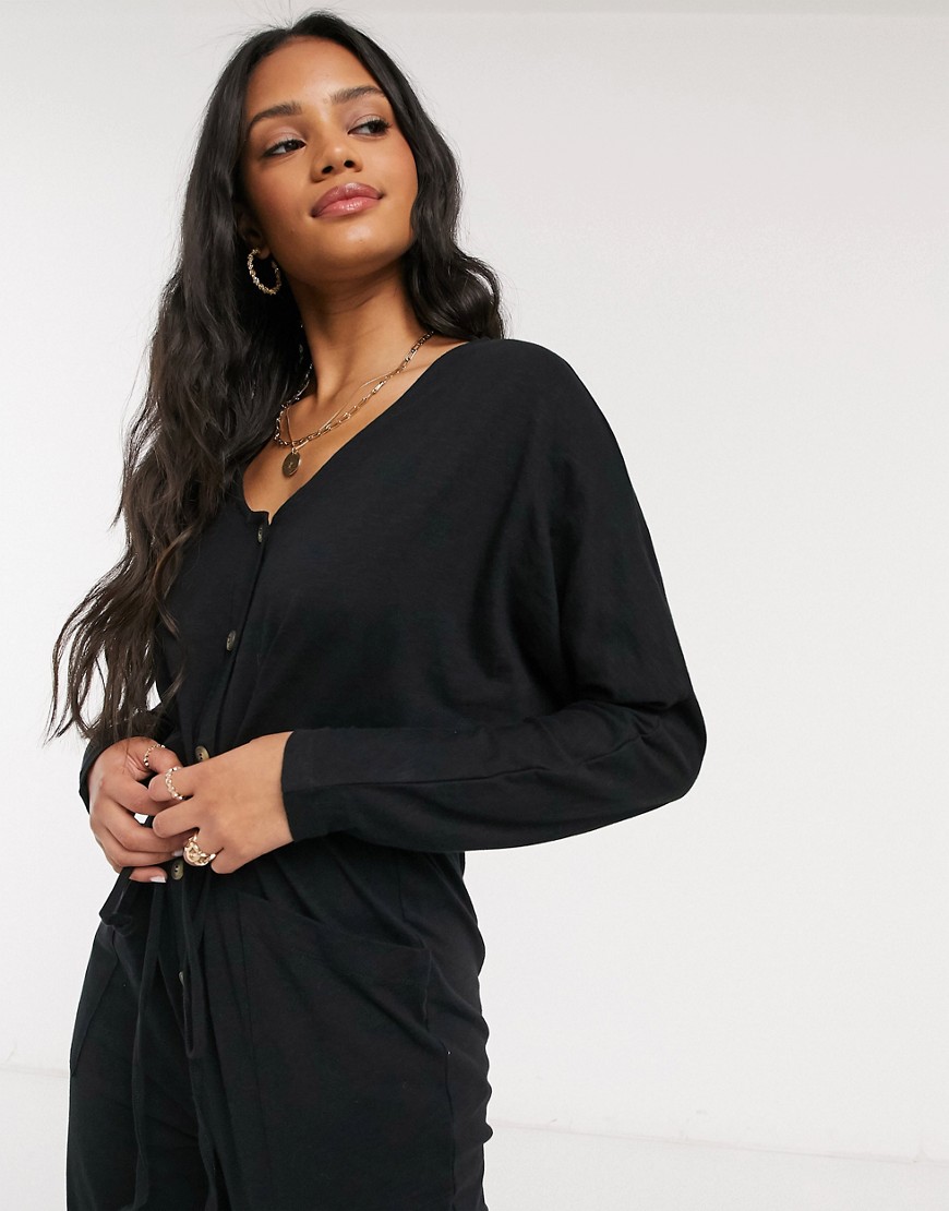 Damski-czarny-kombinezon-na-wiosne-plus-size-46-2 Damski-czarny-kombinezon-na-wiosne-plus-size-46