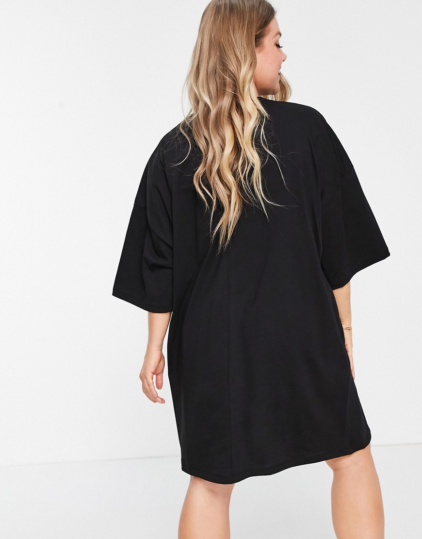 Damski-czarny-t-shirt-oversize-plus-size-52-1 Damski-czarny-t-shirt-oversize-plus-size-52