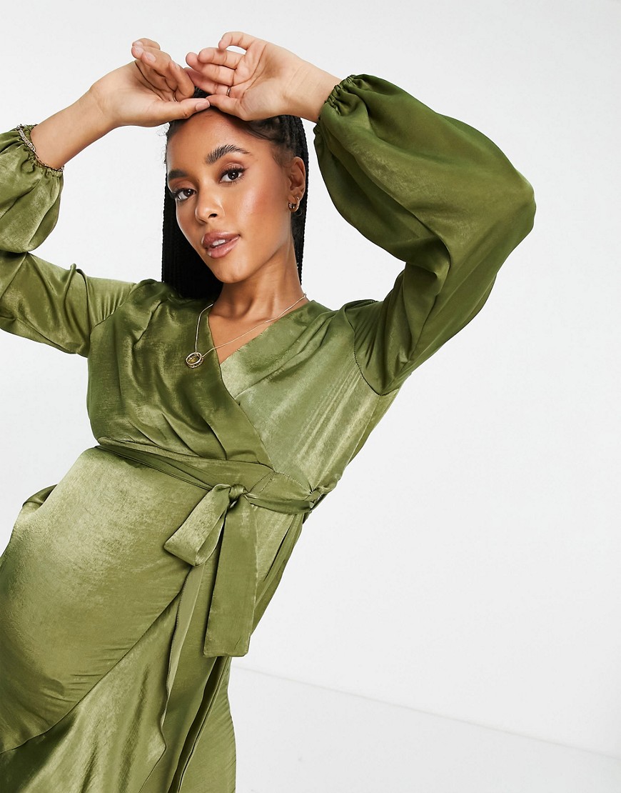 Flounce-London-Maternity-zielona-satynowa-ciazowa-sukienka-midi-kopertowa-46-2 Flounce-London-Maternity-zielona-satynowa-ciazowa-sukienka-midi-kopertowa-46