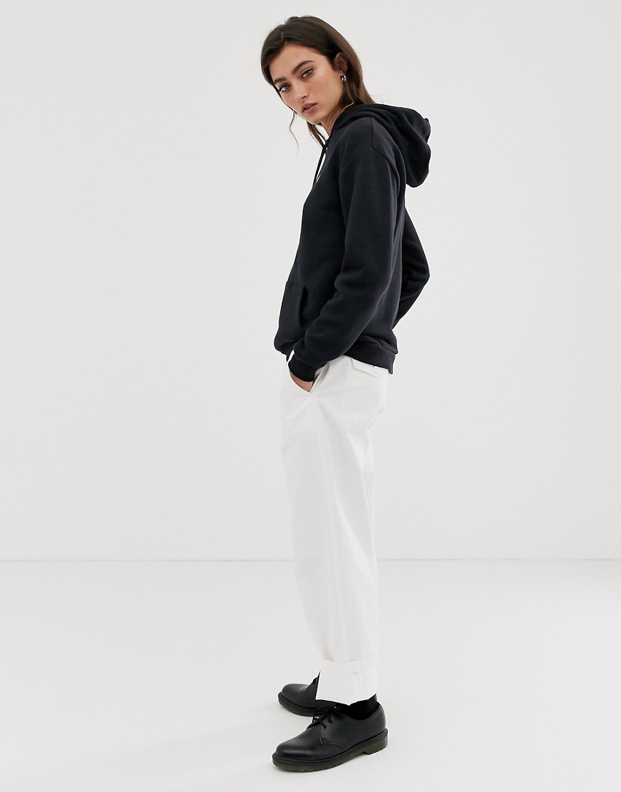 Fred-Perry-damska-bluza-z-lampasami-i-kapturem-logo-40-3 Fred-Perry-damska-bluza-z-lampasami-i-kapturem-logo-40