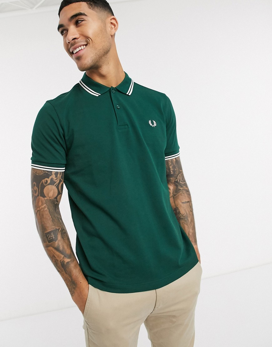Fred Perry zielona koszulka polo z podwójną lamówką defekt M Fred-Perry-zielona-koszulka-polo-z-podwojna-lamowka-M