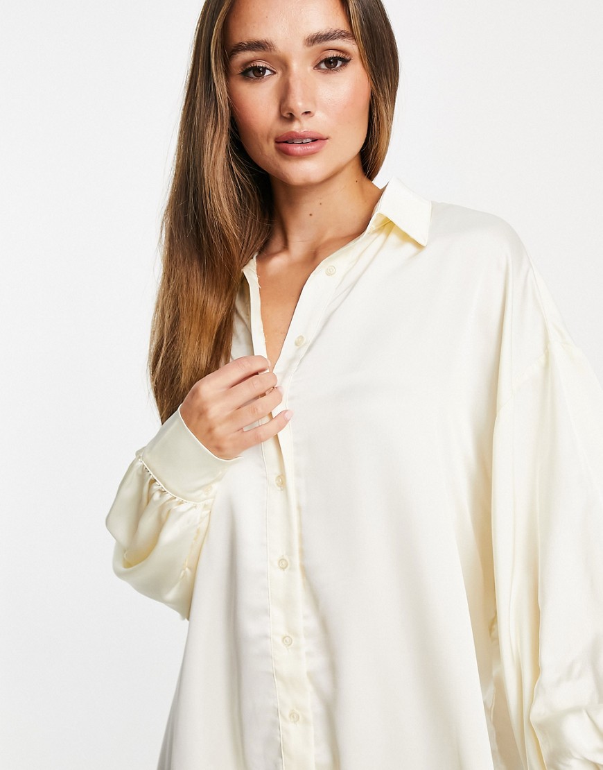 Glamorous-kremowa-satynowa-sukienka-koszulowa-oversize-defekt-34-2 Glamorous-kremowa-satynowa-sukienka-koszulowa-oversize--defekt-34