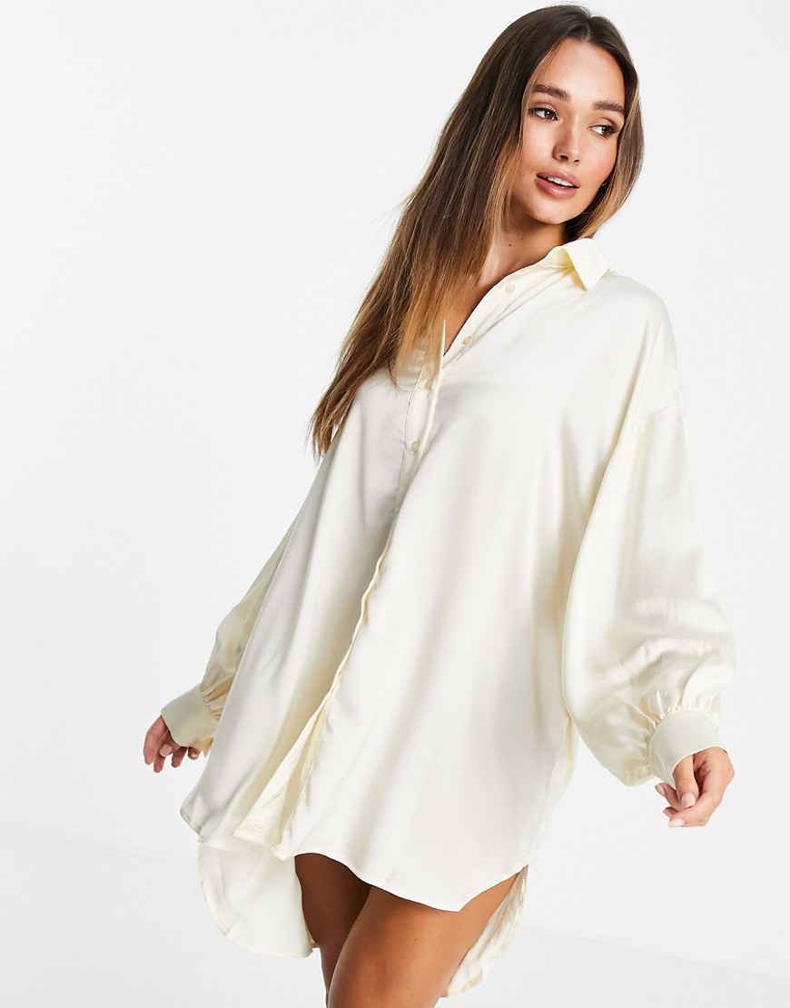 Glamorous kremowa satynowa sukienka koszulowa oversize defekt 34 Glamorous-kremowa-satynowa-sukienka-koszulowa-oversize--defekt-34