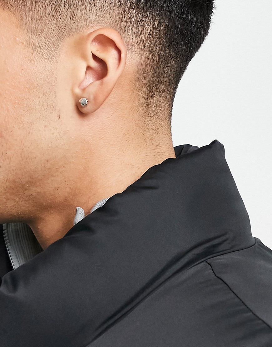 Icon-Brand-srebrne-kolczyki-wkretki-z-geometrycznym-motywem-2 Icon-Brand-srebrne-kolczyki-wkretki-z-geometrycznym-motywem