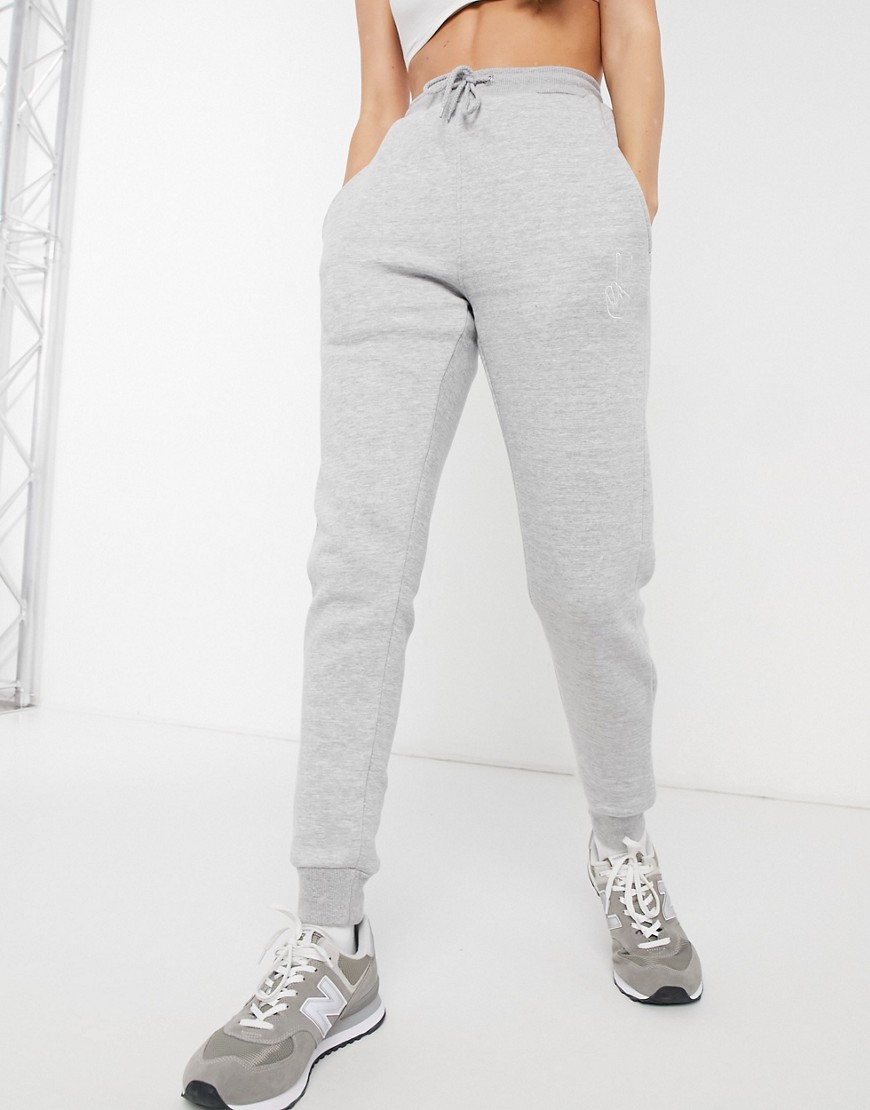 In-The-Style-szare-damskie-spodnie-joggersy-z-grafika-40-3 In-The-Style-szare-damskie-spodnie-joggersy-z-grafika-40