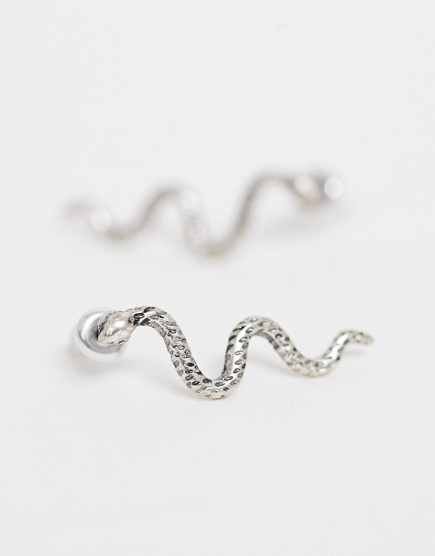 Kolczyki-wkrety-ze-wzorem-weza-srebrne-1 Kolczyki-wkrety-ze-wzorem-weza-srebrne