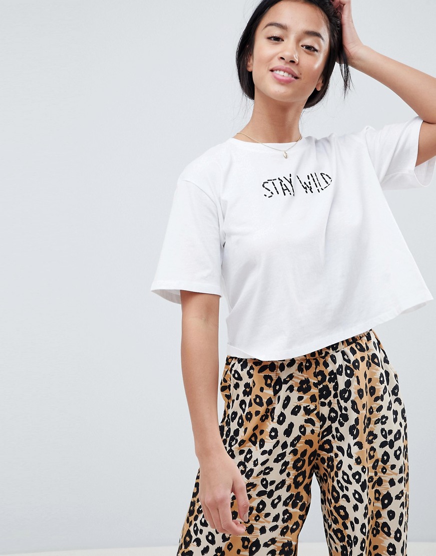 Krotki-damski-t-shirt-oversize-z-napisem-Stay-Wild-uzywana-38-2 Krotki-damski-t-shirt-oversize-z-napisem-Stay-Wild-uzywana-38