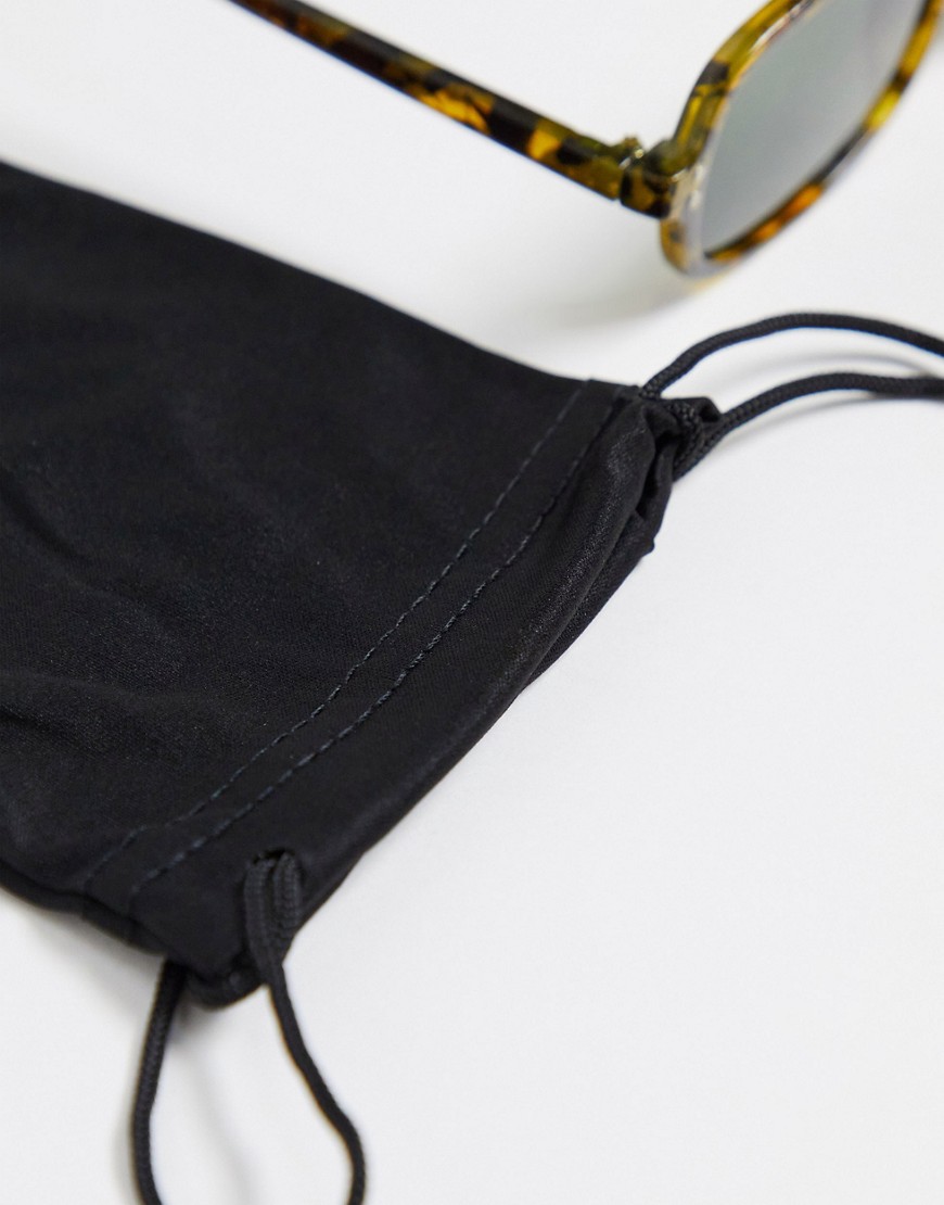 Kwadratowe-okulary-przeciwsloneczne-w-szylkretowych-oprawkach-z-zielonymi-szklami-no-size-3 Kwadratowe-okulary-przeciwsloneczne-w-szylkretowych-oprawkach-z-zielonymi-szklami-no-size