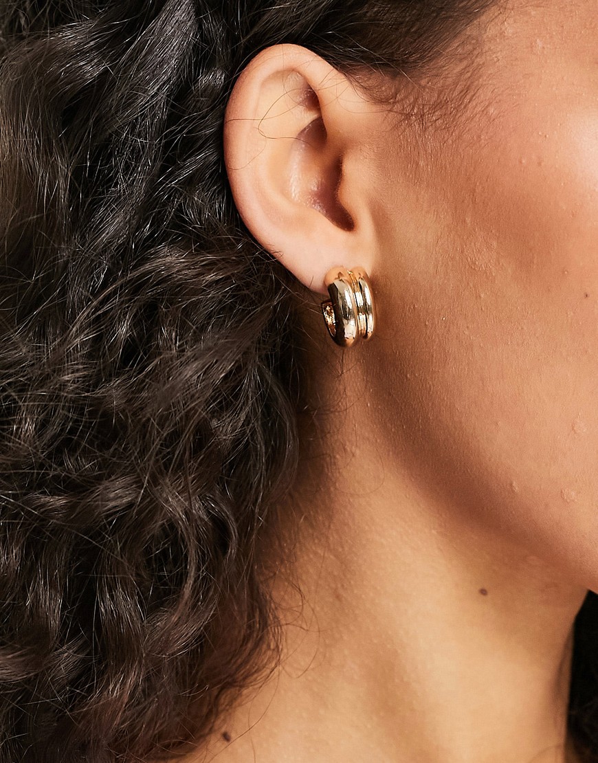 Liars & Lovers grube podwójne kolczyki-koła w kolorze złotym Liars--Lovers-grube-podwojne-kolczyki-kola-w-kolorze-zlotym