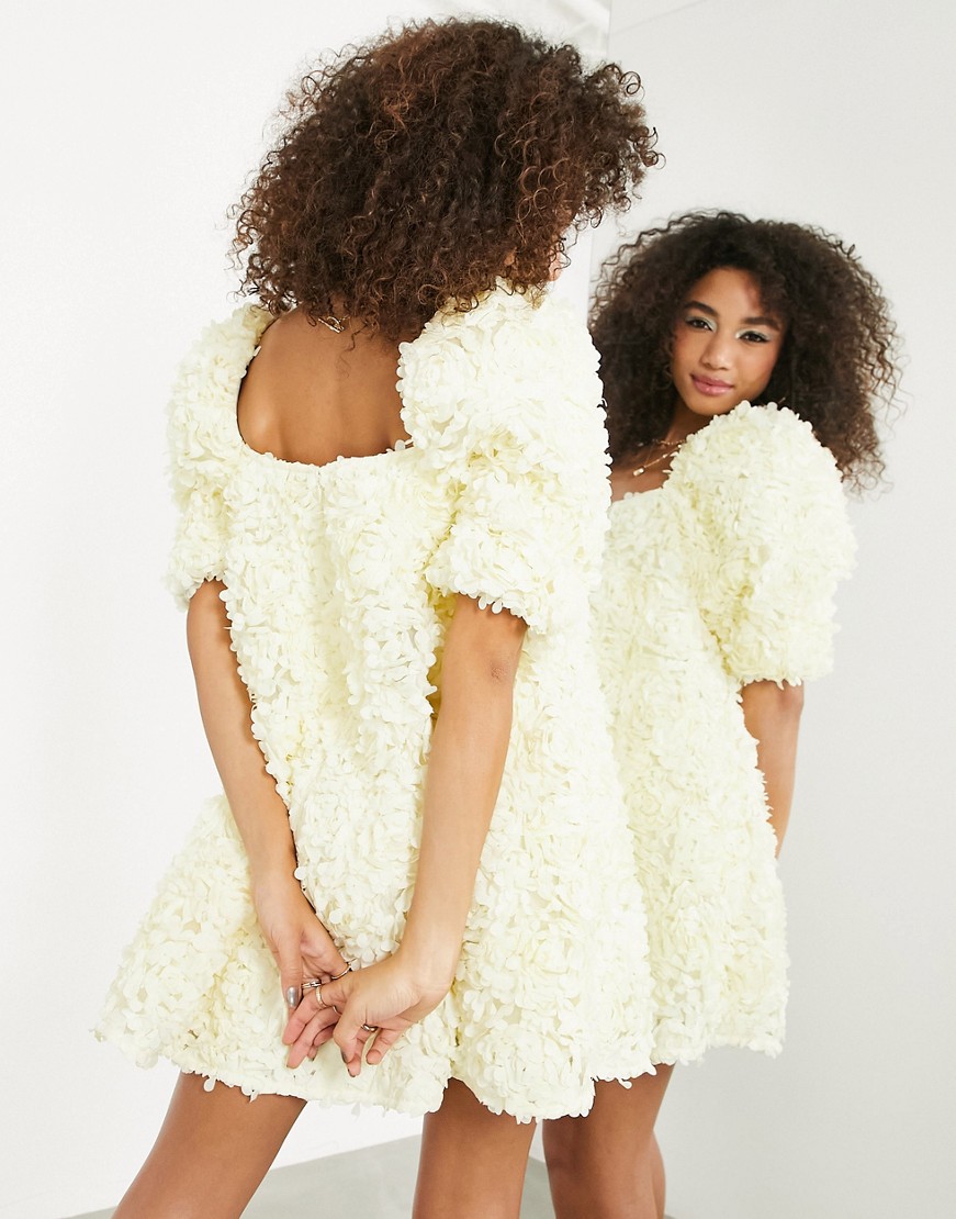 Luzna-sukienka-koktajlowa-mini-ivory-wzor-w-kwiaty-3D-34-2 Luzna-sukienka-koktajlowa-mini-ivory-wzor-w-kwiaty-3D-34