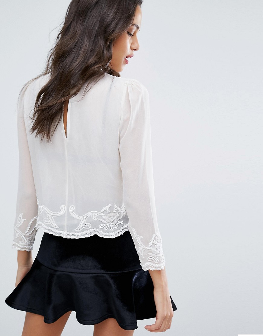 Miss-Selfridge-Ecrue-Kremowa-Bluzka-korale-defekt-M-38-2 Miss-Selfridge-Ecrue-Kremowa-Bluzka-korale-defekt-M-38