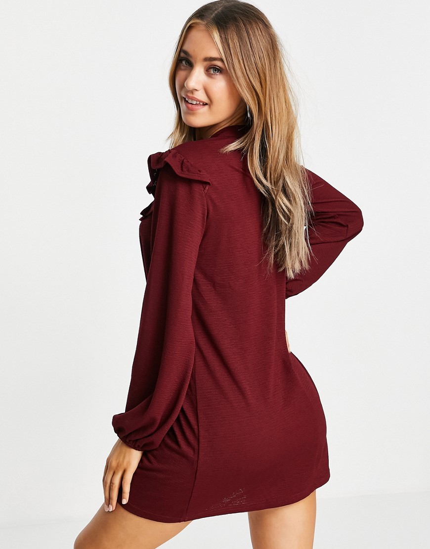 Miss-Selfridge-bordowa-luzna-sukienka-z-falbanka-na-dekolcie-retro-36-3 Miss-Selfridge-bordowa-luzna-sukienka-z-falbanka-na-dekolcie-retro-36