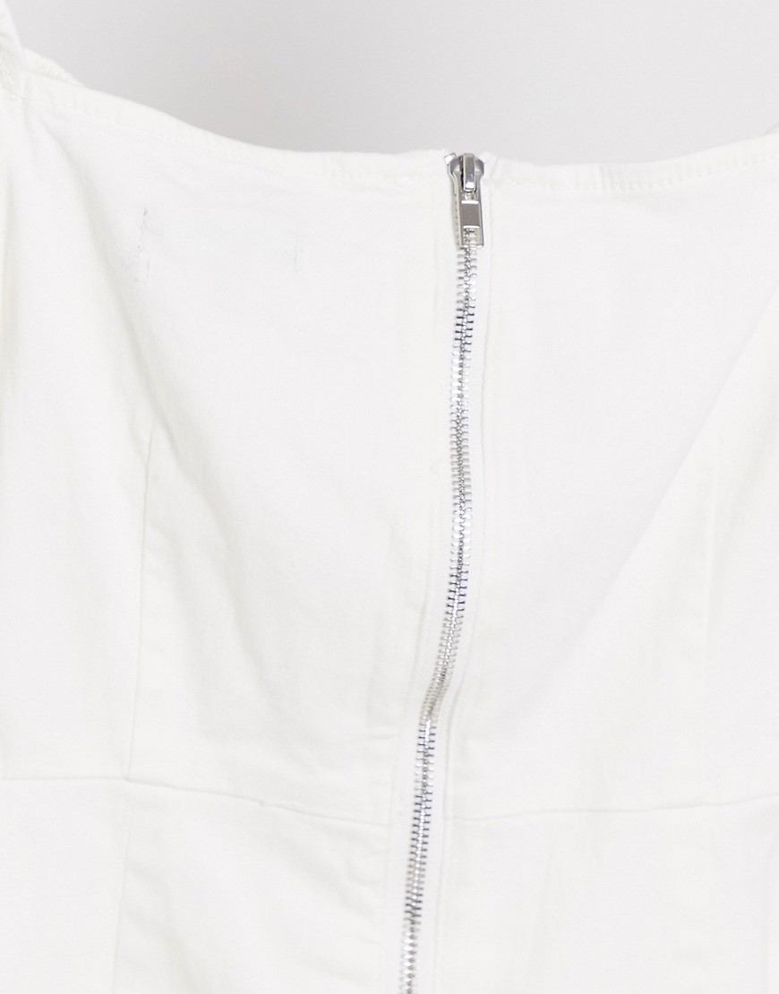 Missguided-Petite-biala-jeansowa-sukienka-mini-marszczenia-44-2 Missguided-Petite-biala-jeansowa-sukienka-mini-marszczenia-44