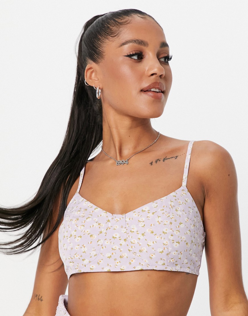 Missguided-liliowy-wzorzysty-top-na-ramiaczkach-36-2 Missguided-liliowy-wzorzysty-top-na-ramiaczkach-36