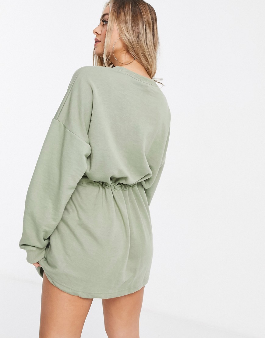 Missguided-zielona-dresowa-sukienka-na-kazdy-dzien-32-1 Missguided-zielona-dresowa-sukienka-na-kazdy-dzien-32