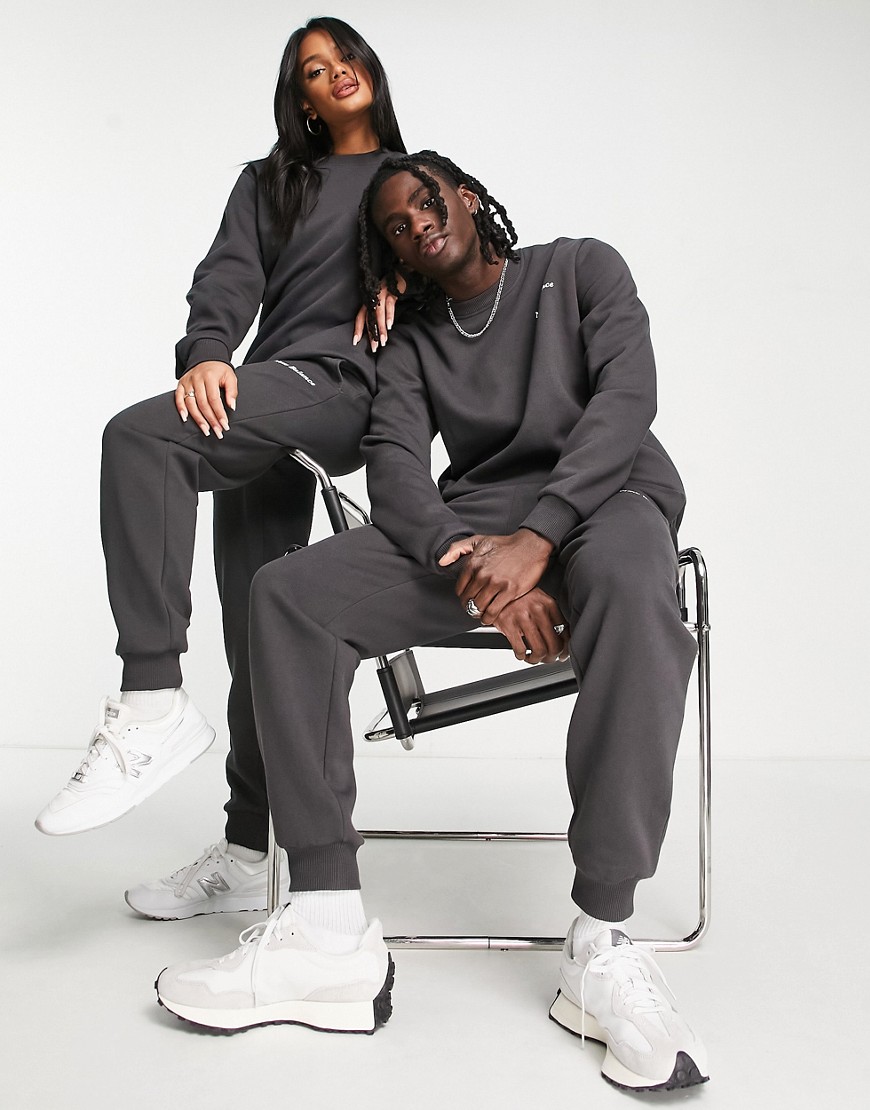 New-Balance-czarne-joggersy-unisex-defekt-M-3 New-Balance-czarne-joggersy-unisex-defekt-M