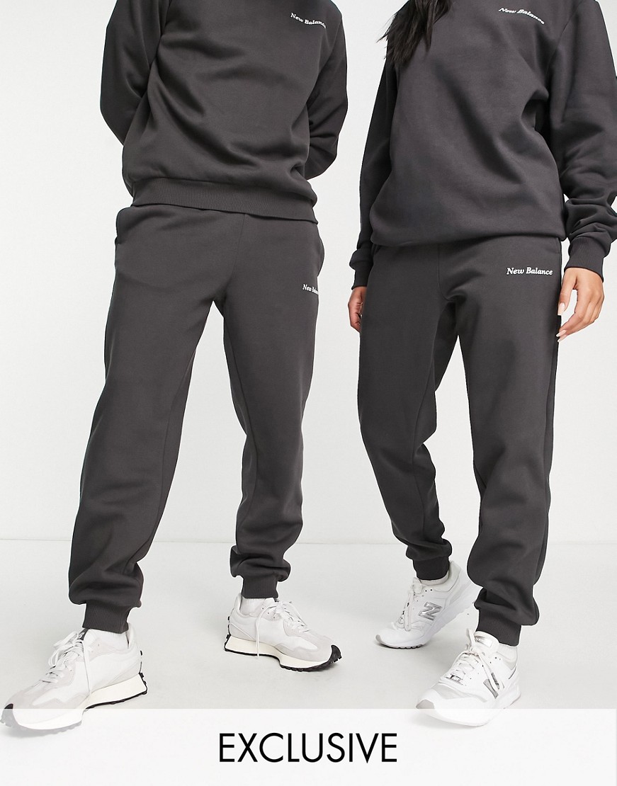 New Balance czarne joggersy unisex defekt M New-Balance-czarne-joggersy-unisex-defekt-M