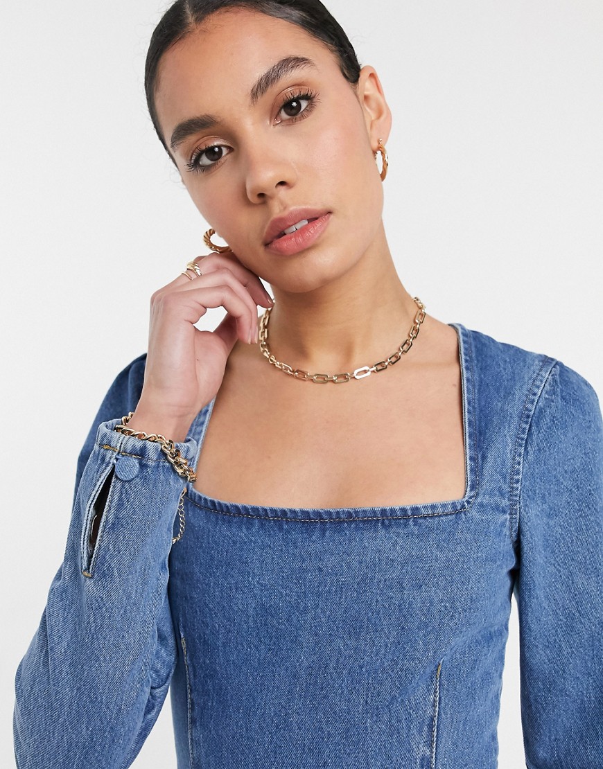 Niebieska-jeansowa-sukienka-mini-na-wiosne-XXL-3 Niebieska-jeansowa-sukienka-mini-na-wiosne-XXL