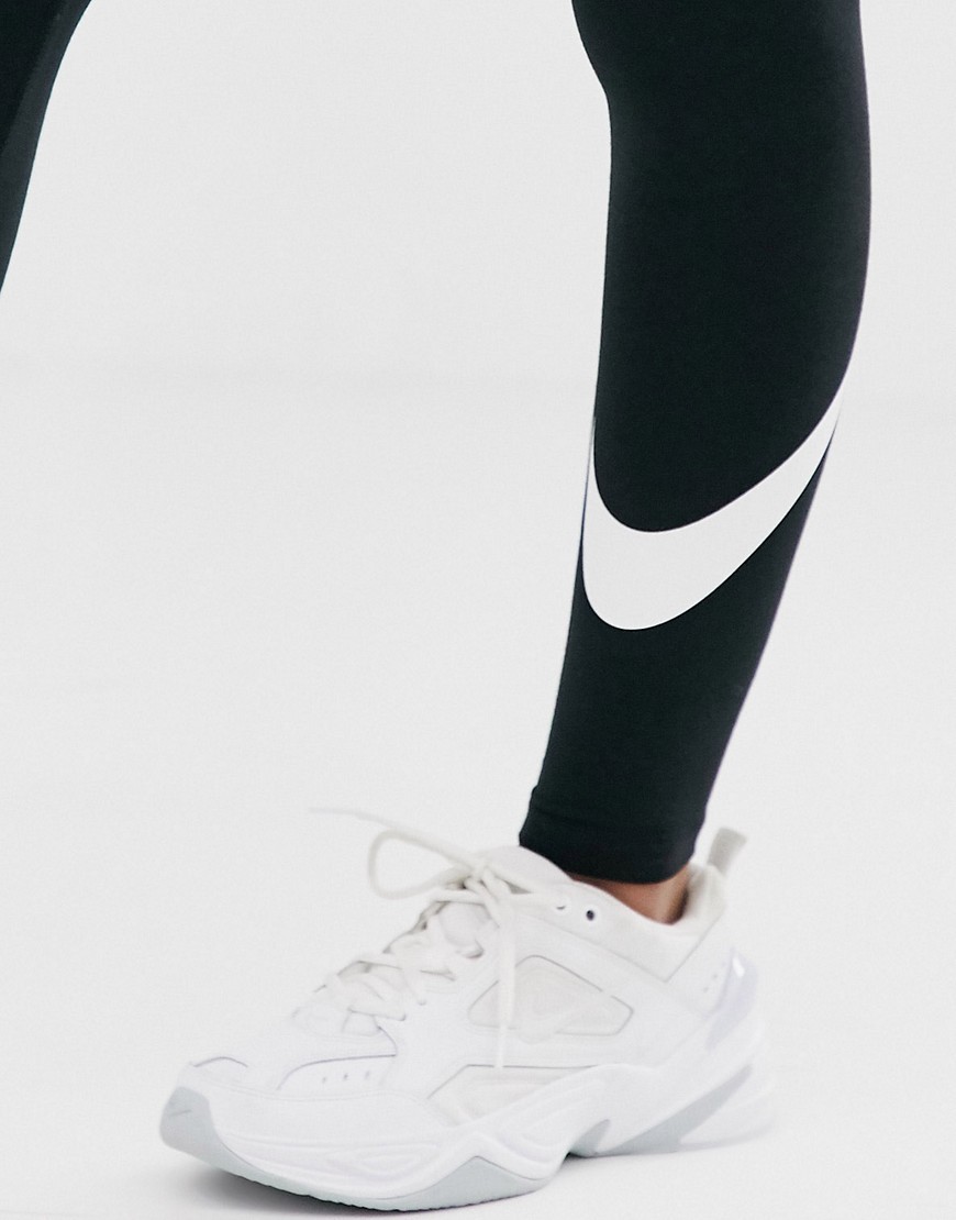 Nike-Czarne-legginsy-damsie-z-logo-uszkodzone-M-38