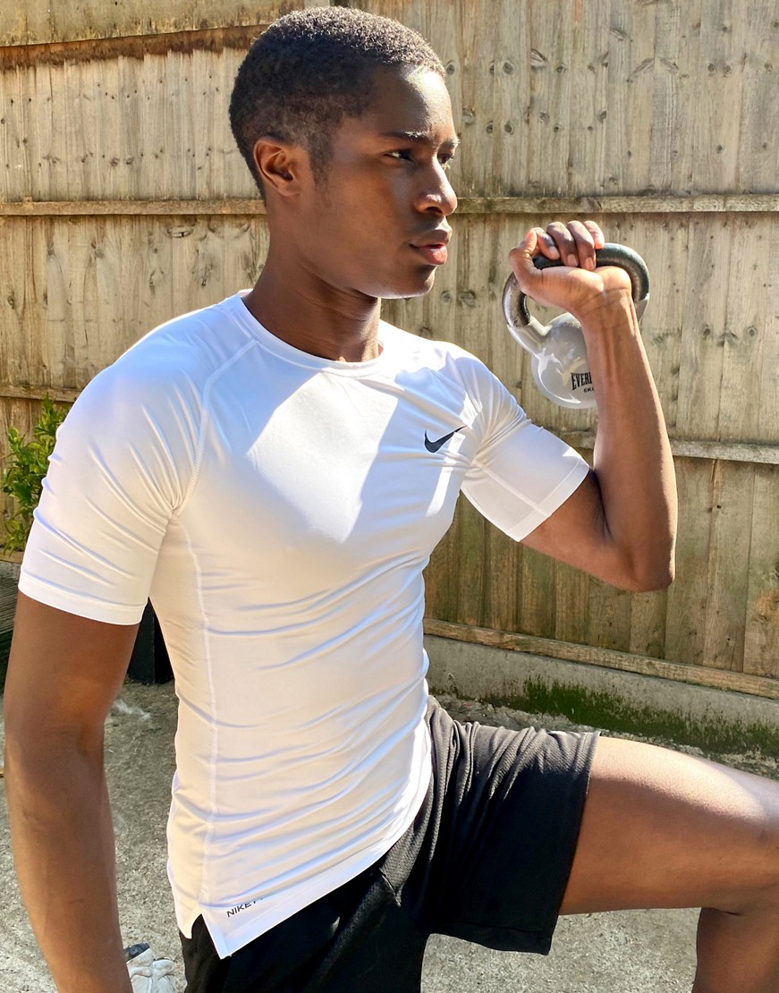 Nike Pro Training Baselayer biały męski t-shirt sportowy z logo XL Nike-Pro-Training-Baselayer-bialy-meski--t-shirt-sportowy-z-logo-XL