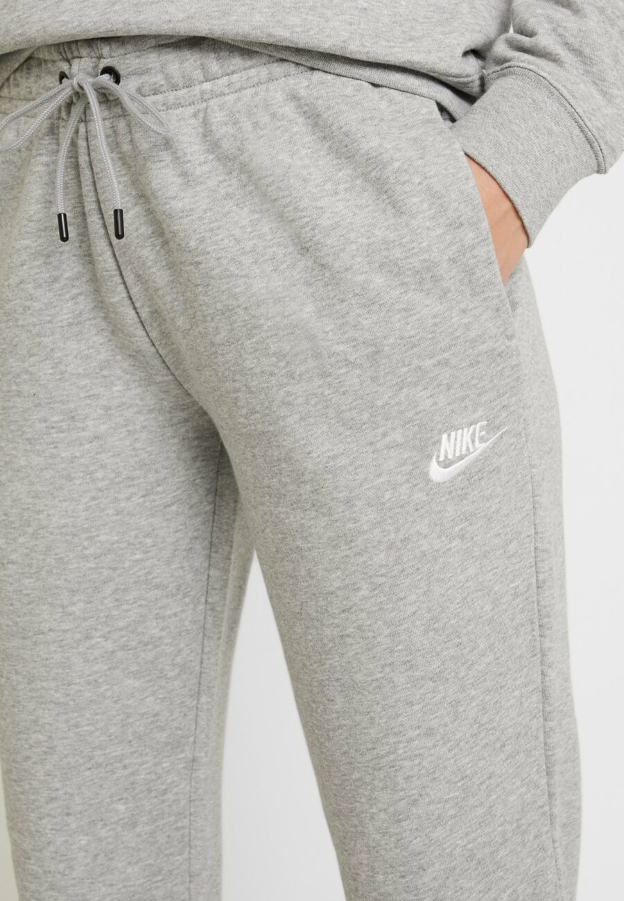 Nike-Spodnie-treningowe-damskie-36