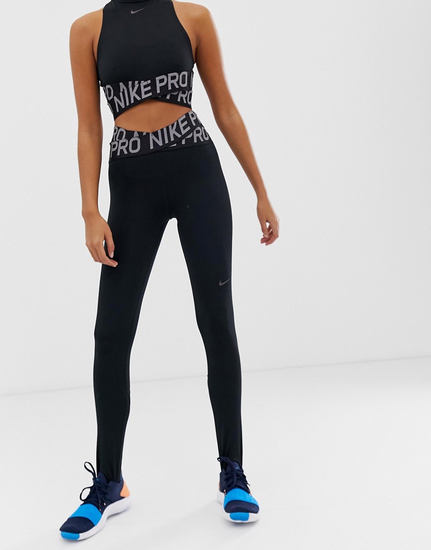 Nike-Training-Czarne-legginsy-defekt-L