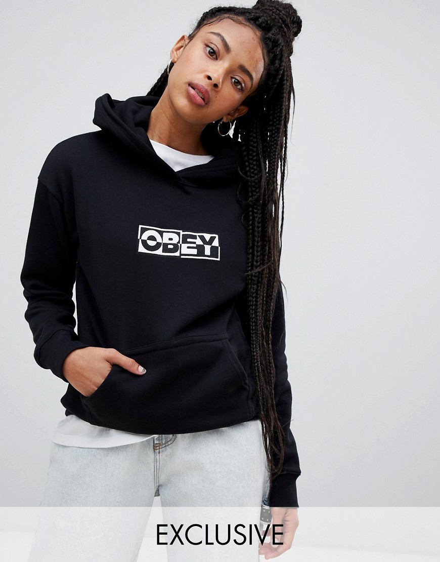 OBEY Czarna Bluza z kapturem z napisem S 36 OBEY-Czarna-Bluza-z-kapturem-z-napisem-S-36